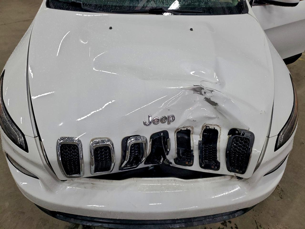 JEEP GRAND CHEROKEE LATITUDE