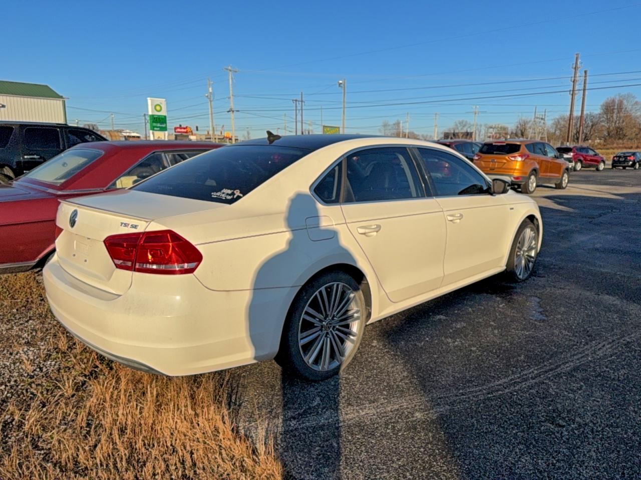 VOLKSWAGEN PASSAT SE