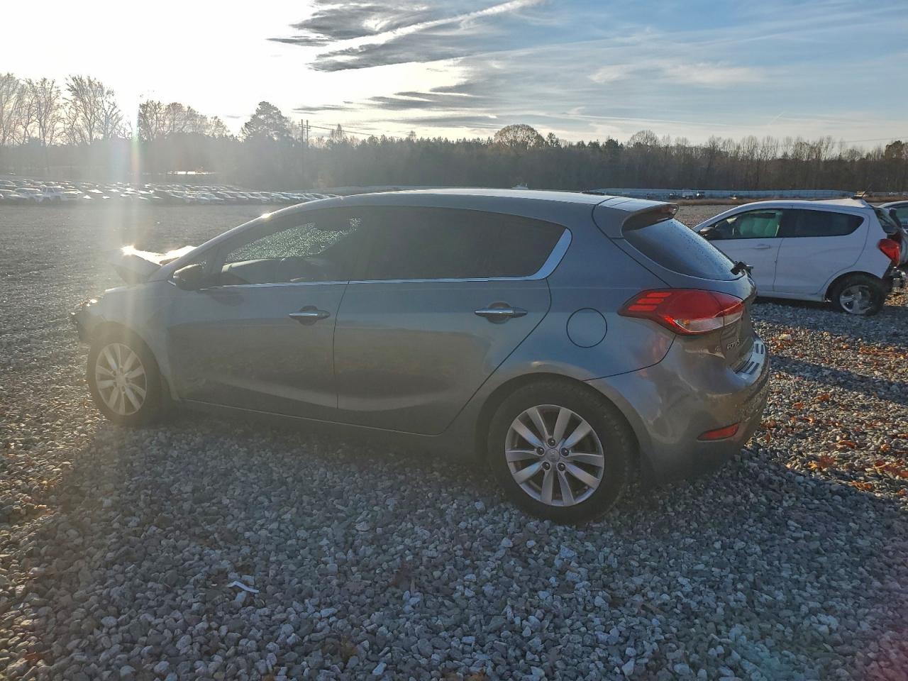 KIA FORTE EX