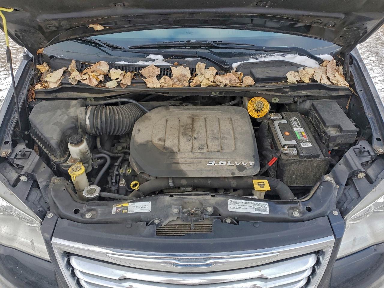 CHRYSLER TOWN & COUNTRY TOURING