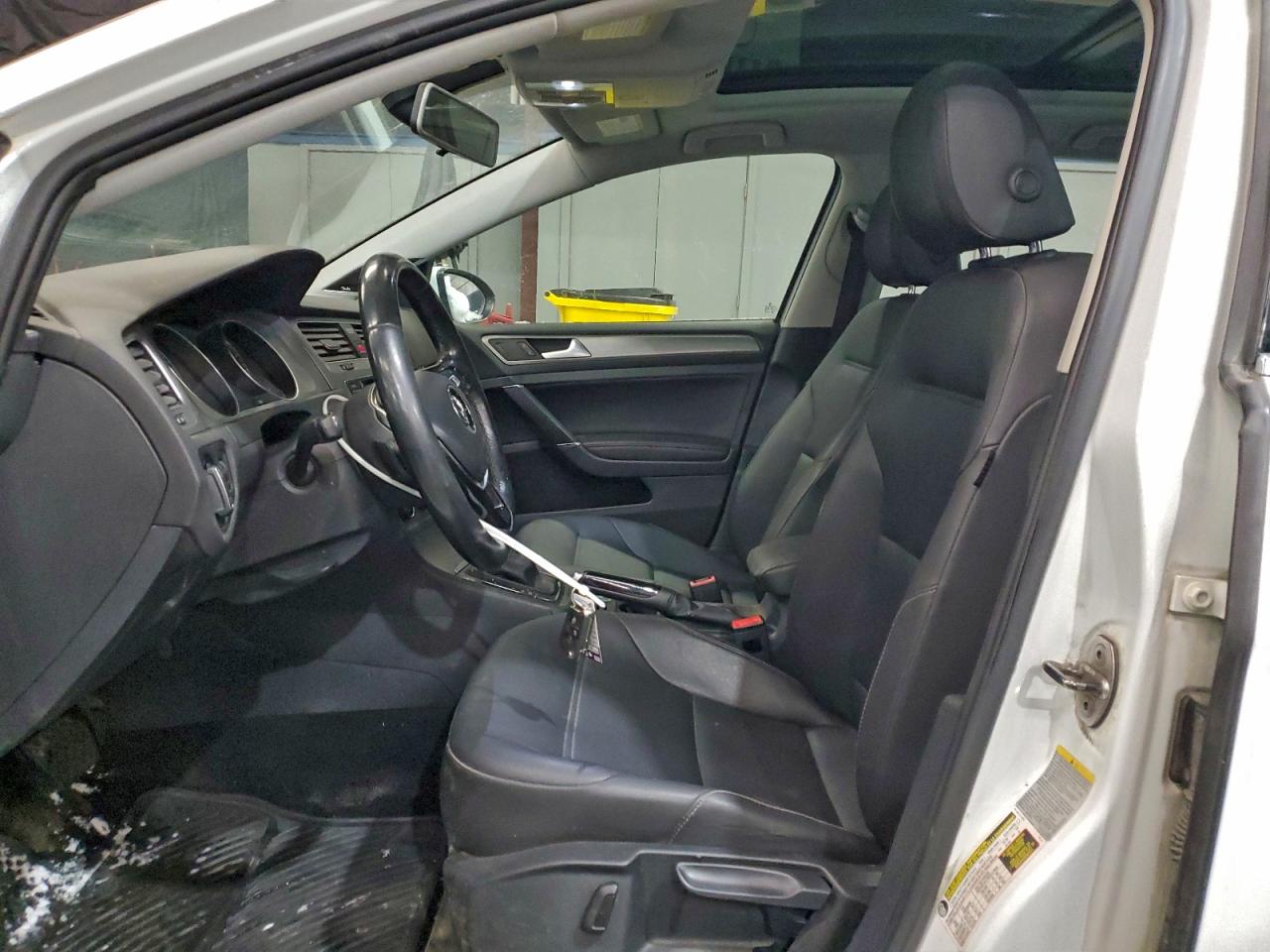 VOLKSWAGEN GOLF SPORTSVAN TDI S