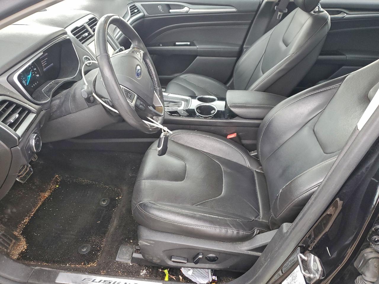 FORD FUSION TITANIUM