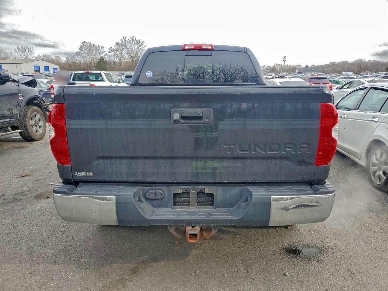 TOYOTA TUNDRA DOUBLE CAB SR