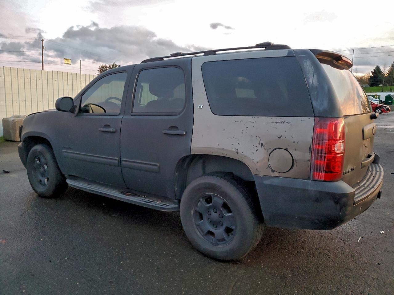 CHEVROLET TAHOE K1500 LT