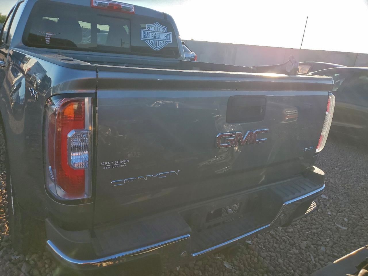 GMC CANYON SLE