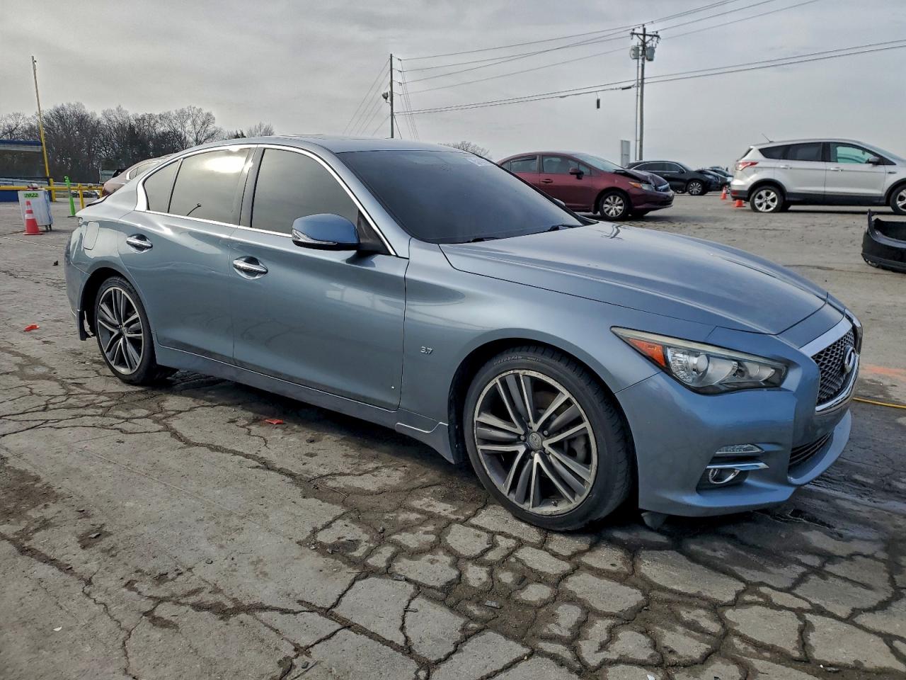 INFINITI Q50 BASE