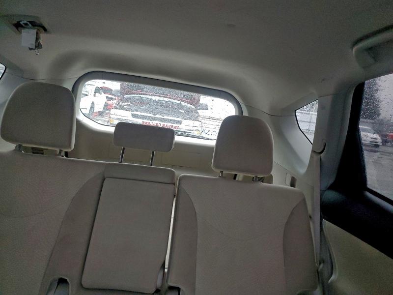 2012 TOYOTA PRIUS V #3315743380