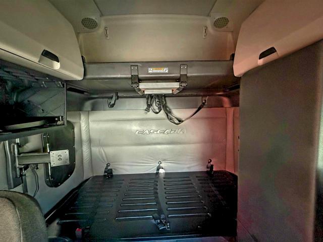 2019 FREIGHTLINER CASCADIA 126 #3304523470