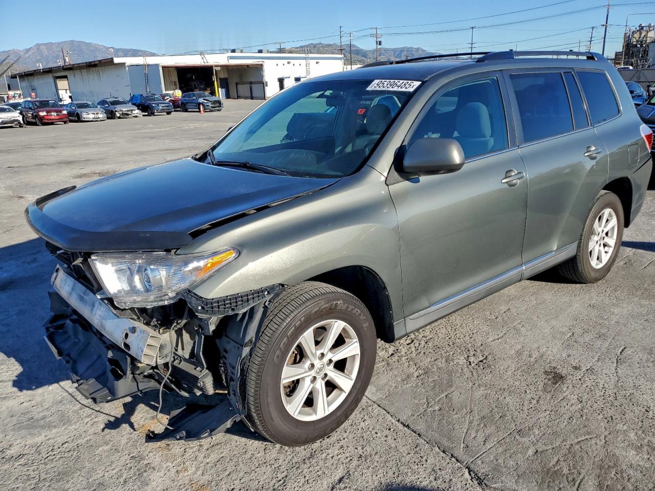 TOYOTA HIGHLANDER BASE