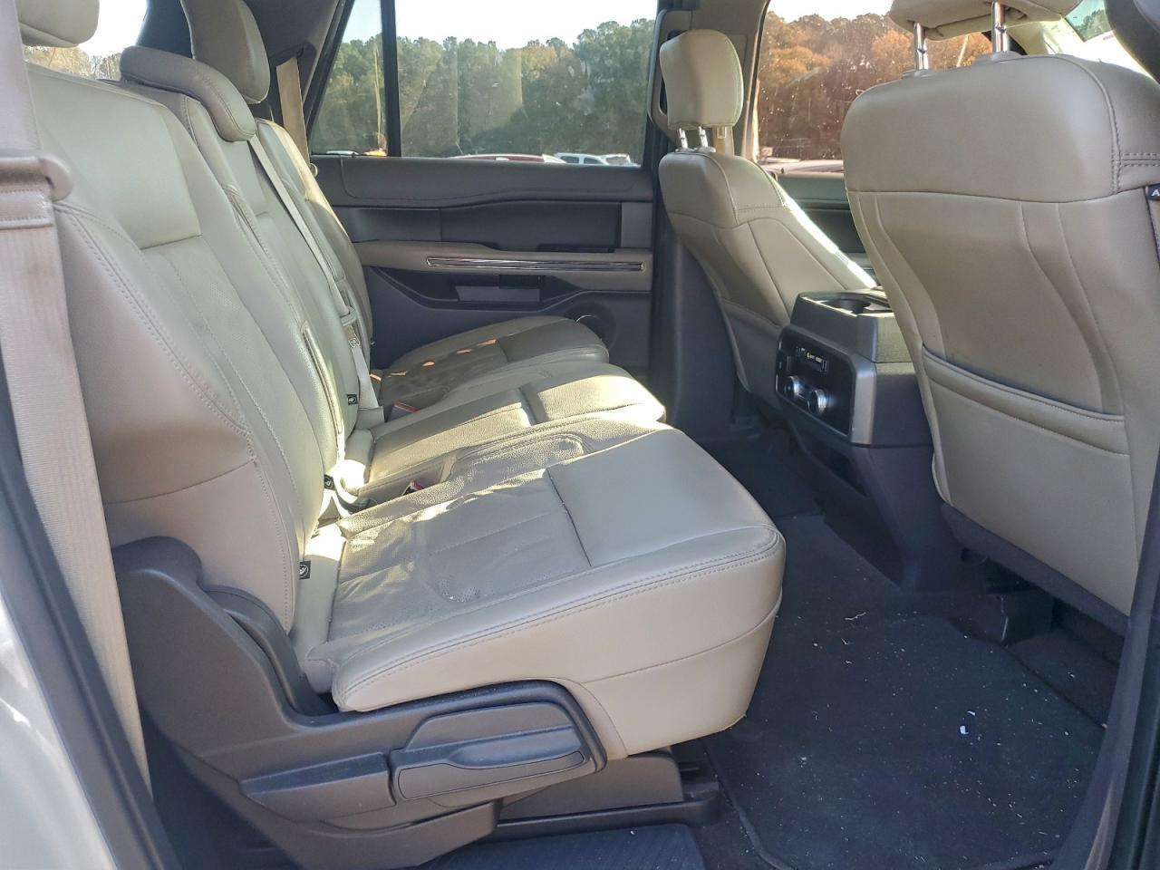 FORD EXPEDITION MAX XLT