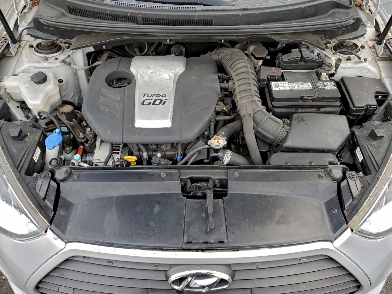 HYUNDAI VELOSTER TURBO