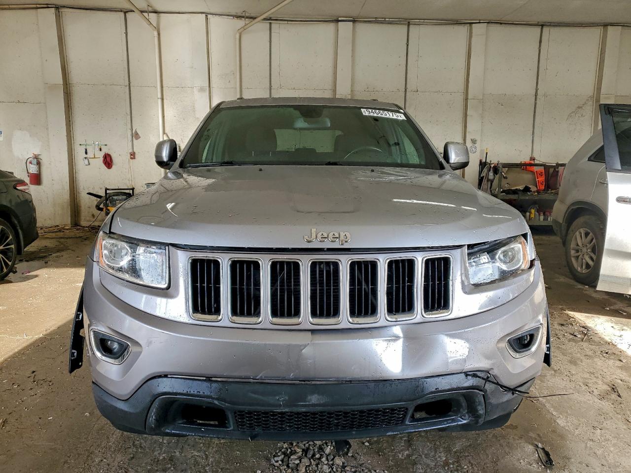 JEEP GRAND CHEROKEE LAREDO