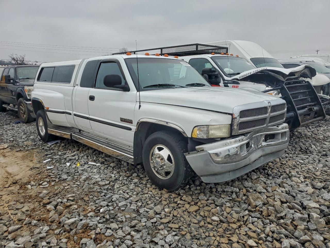 Lot #3302825899 1998 DODGE RAM 3500