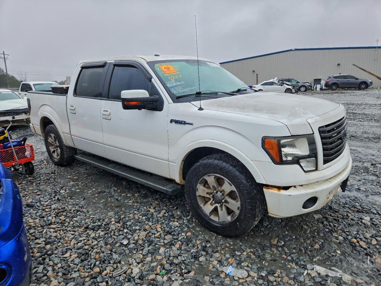 FORD F-150 SUPERCREW