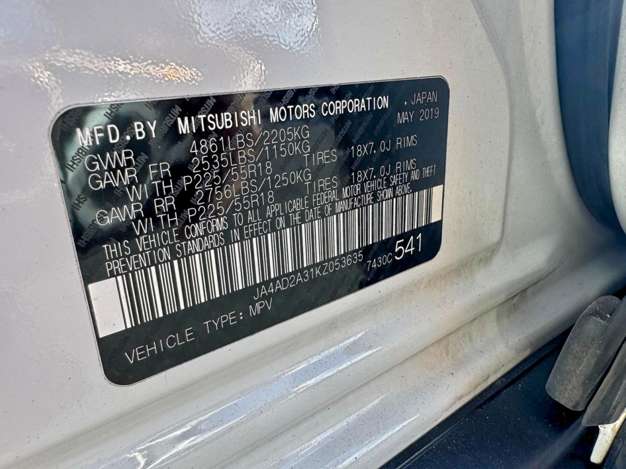 MITSUBISHI OUTLANDER ES