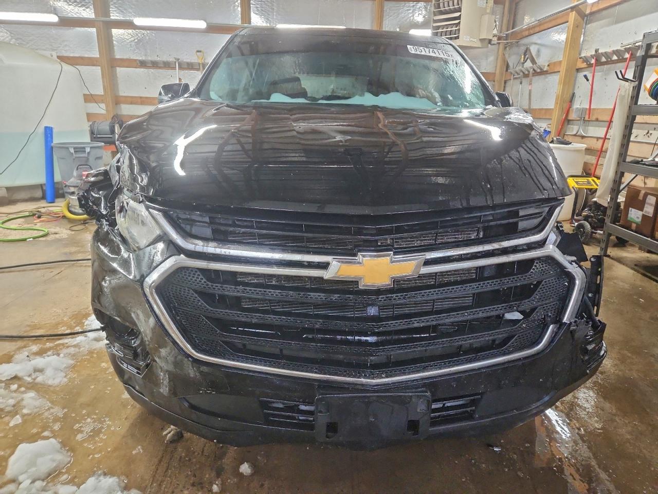 CHEVROLET TRAVERSE LS