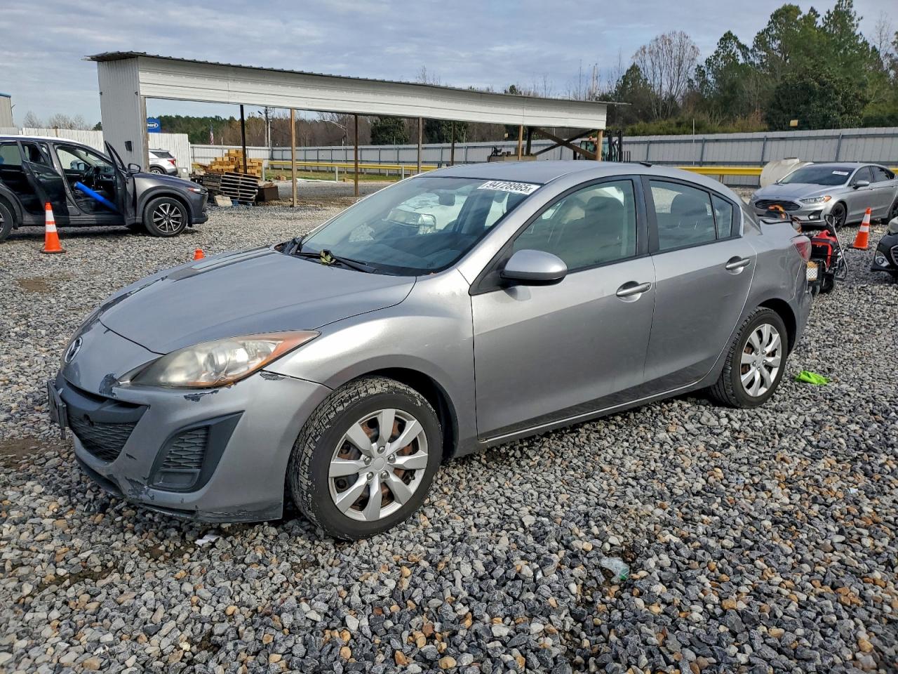 MAZDA 3 I