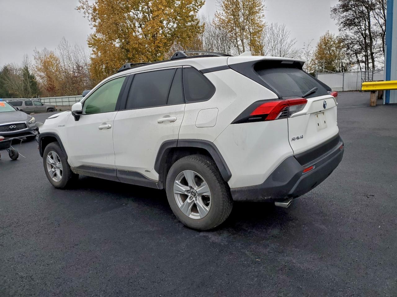 TOYOTA RAV4 XLE