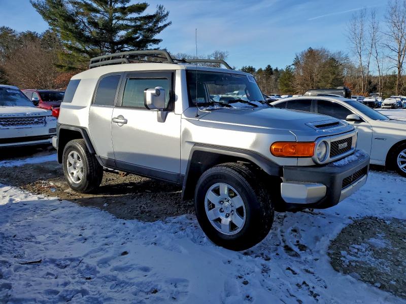 2007 TOYOTA FJ CRUISER #3316737415