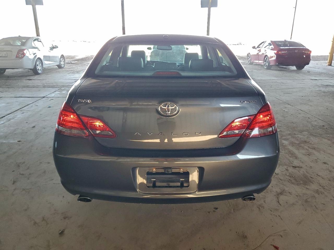Lot #3302963628 2009 TOYOTA AVALON XL