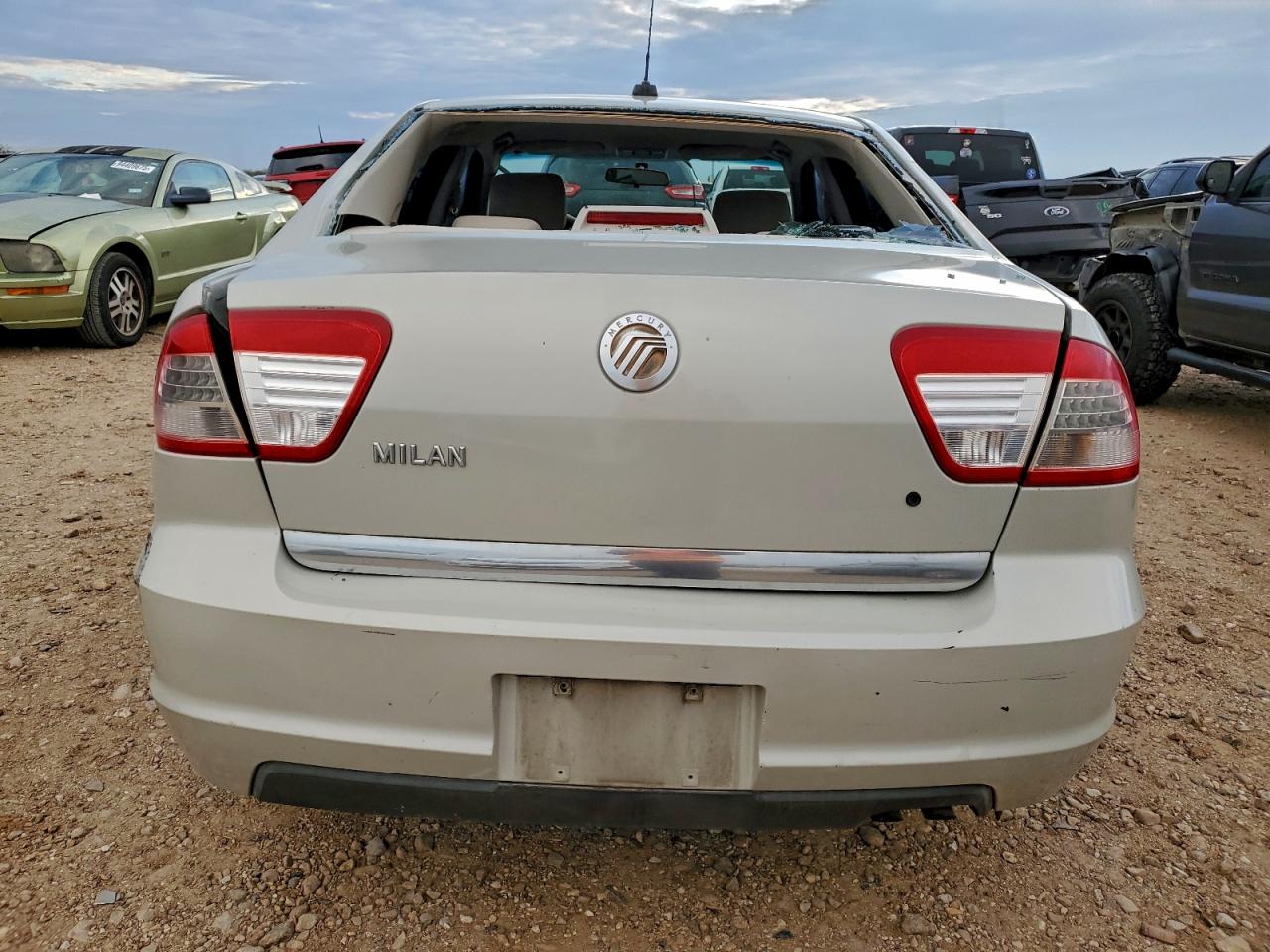 Lot #3311664233 2008 MERCURY MILAN