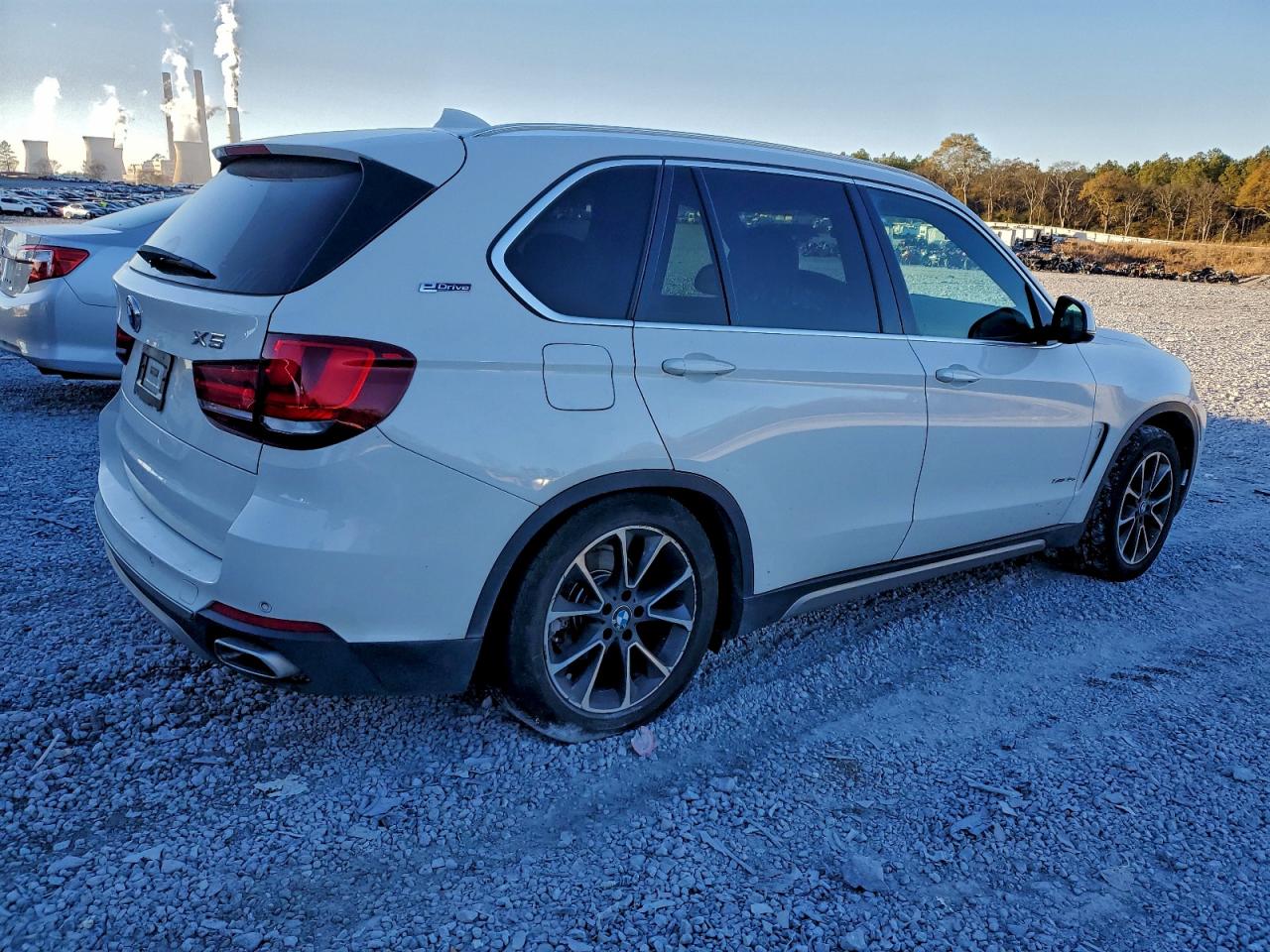 Lot #3318972915 2018 BMW X5 XDR40E