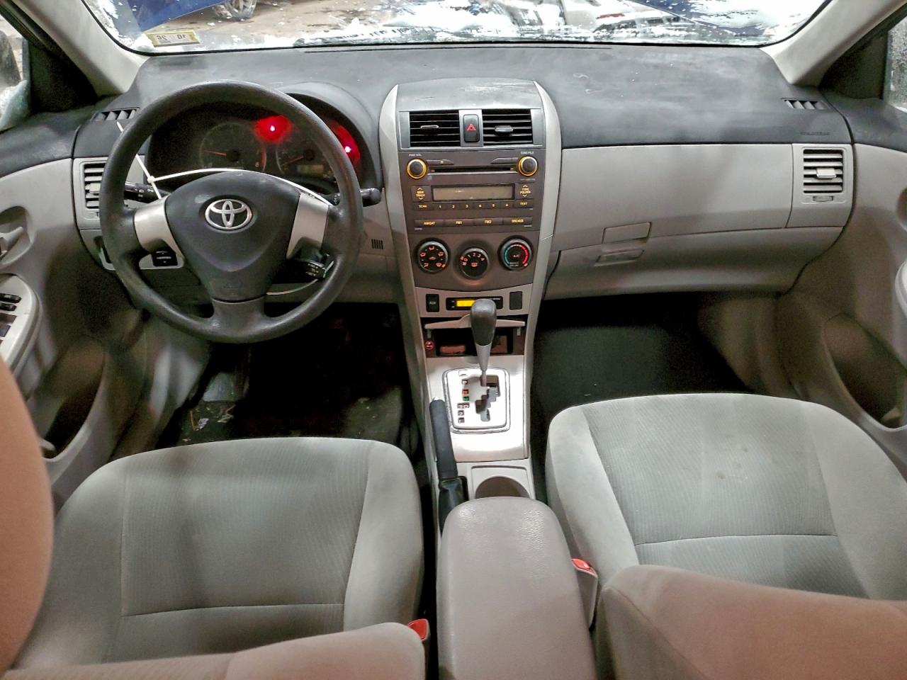 TOYOTA COROLLA BASE