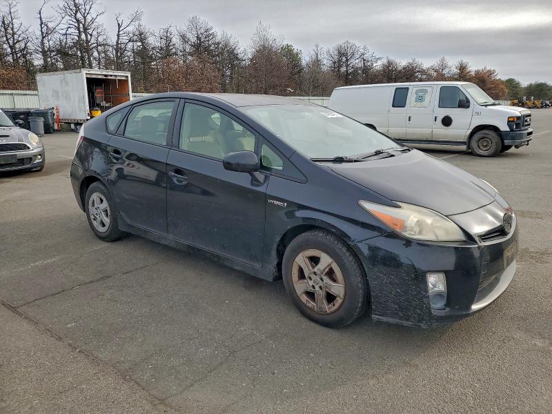 2011 TOYOTA PRIUS #3312586175