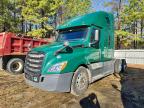 Lot #3319942159 2019 FREIGHTLINER CASCADIA 1