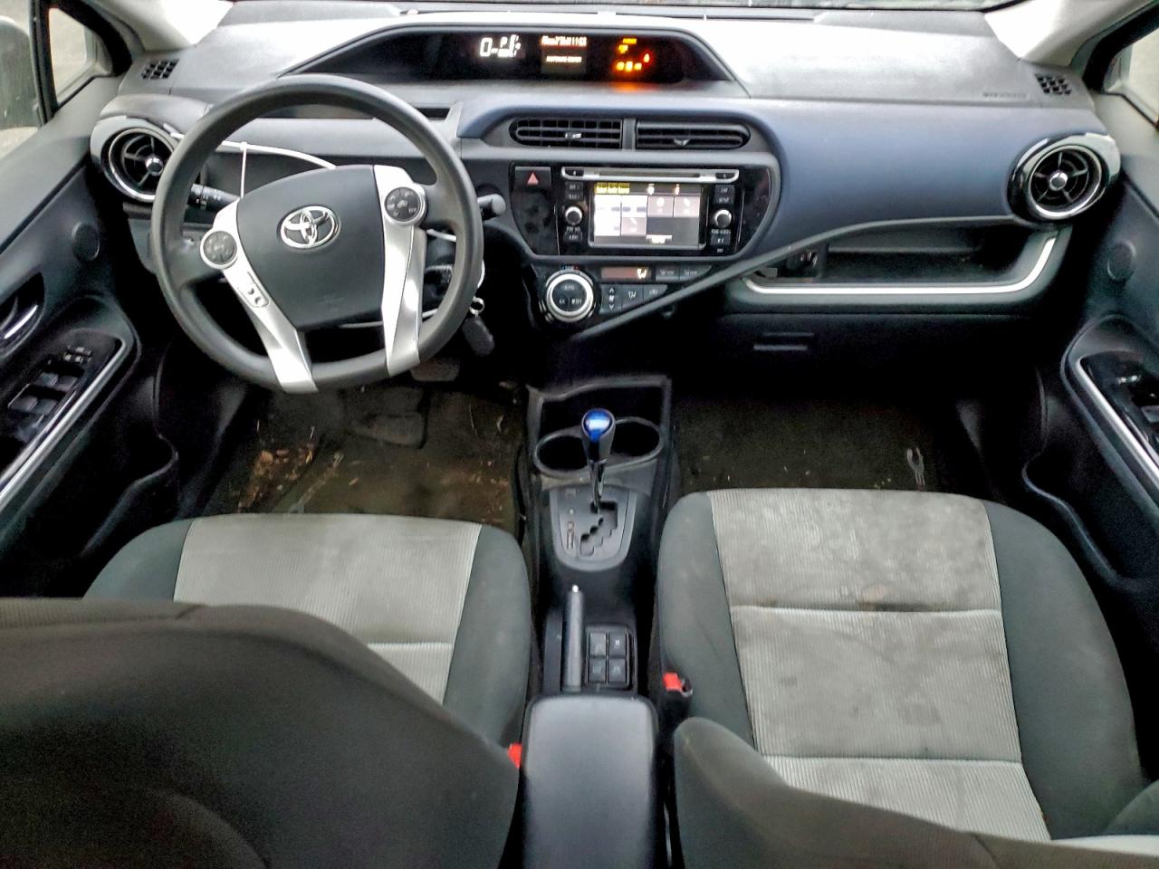 TOYOTA PRIUS C