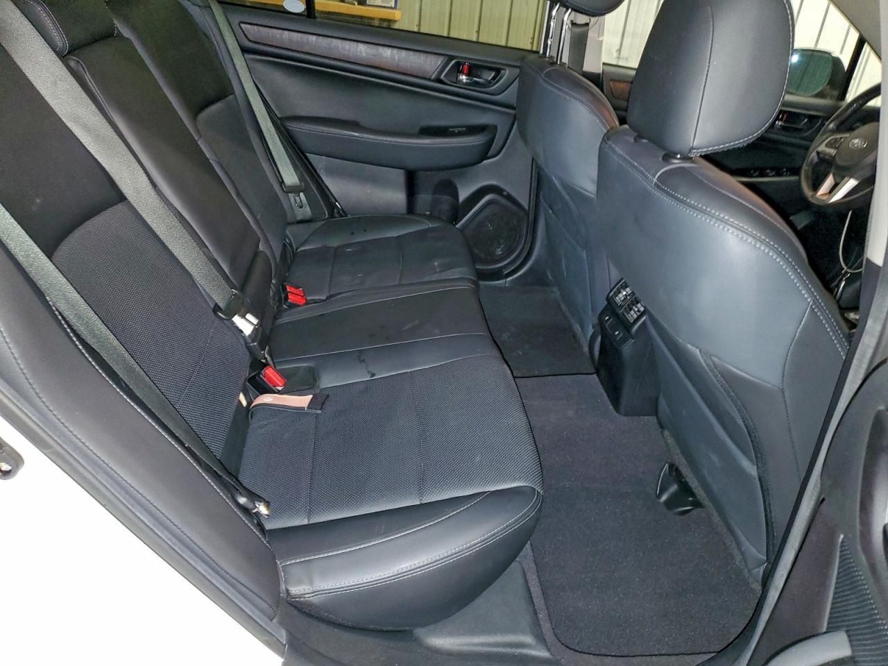 SUBARU OUTBACK 2.5I LIMITED