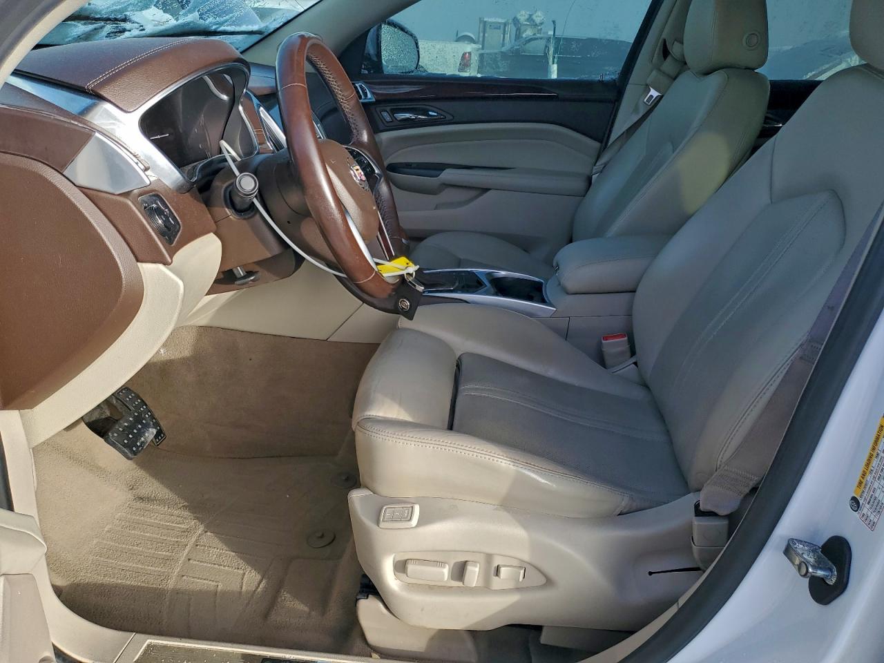 CADILLAC SRX PREMIUM COLLECTION