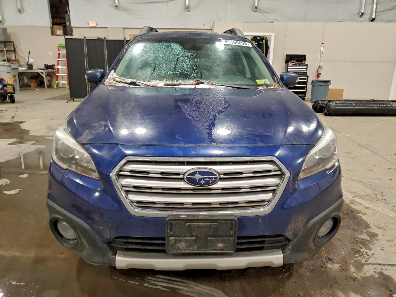 Lot #3317840221 2017 SUBARU OUTBACK 2.