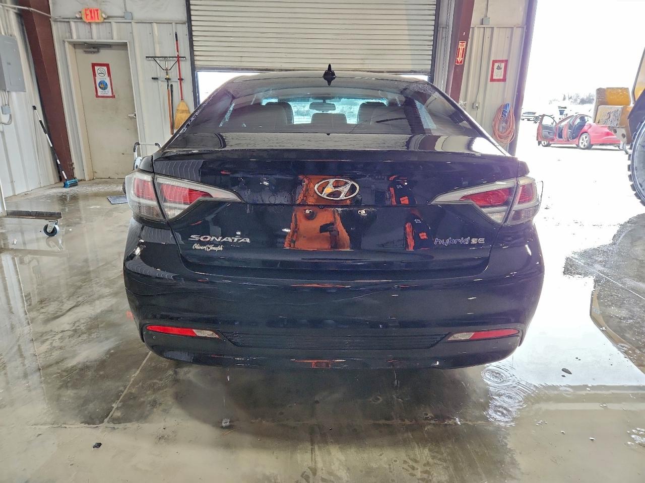 HYUNDAI SONATA HYBRID