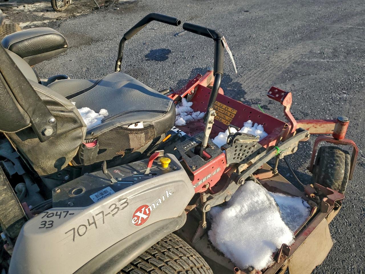 Lot #3305345312 2020 EXMARK ZERO TURN