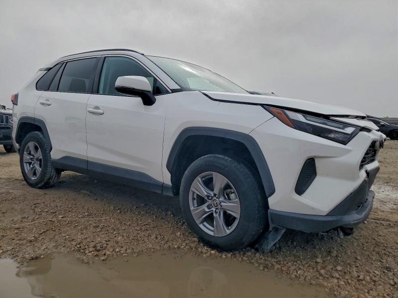 2022 TOYOTA RAV4 XLE #3318859934