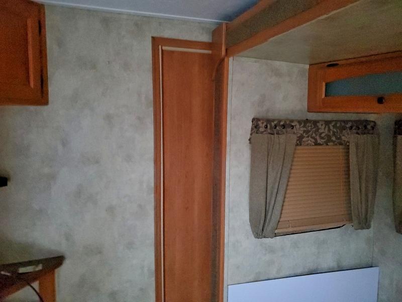 2008 KEYSTONE TRVL TRL #3309405972