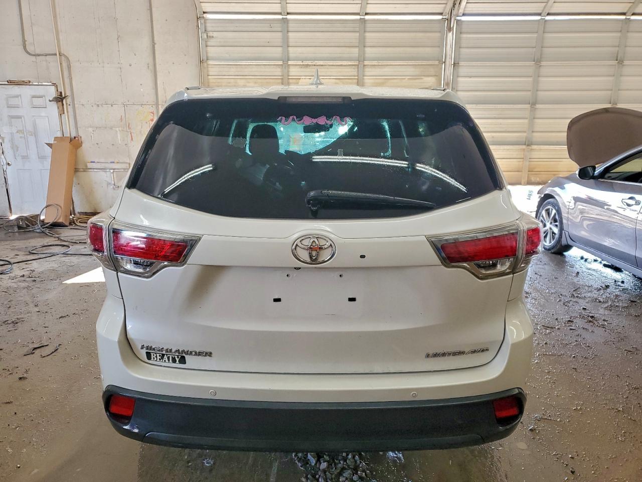 TOYOTA HIGHLANDER LIMITED