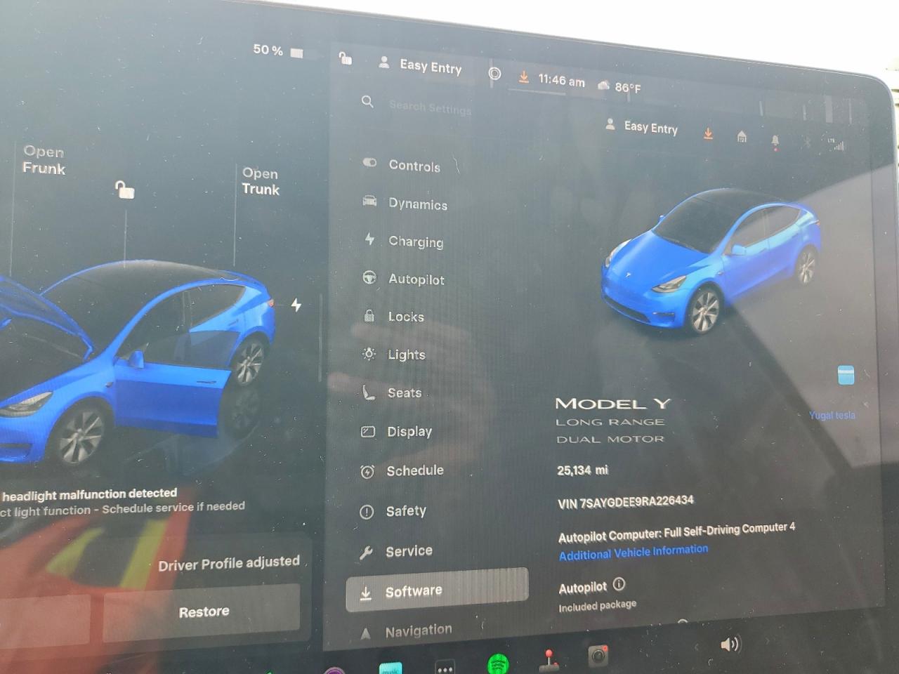TESLA MODEL Y
