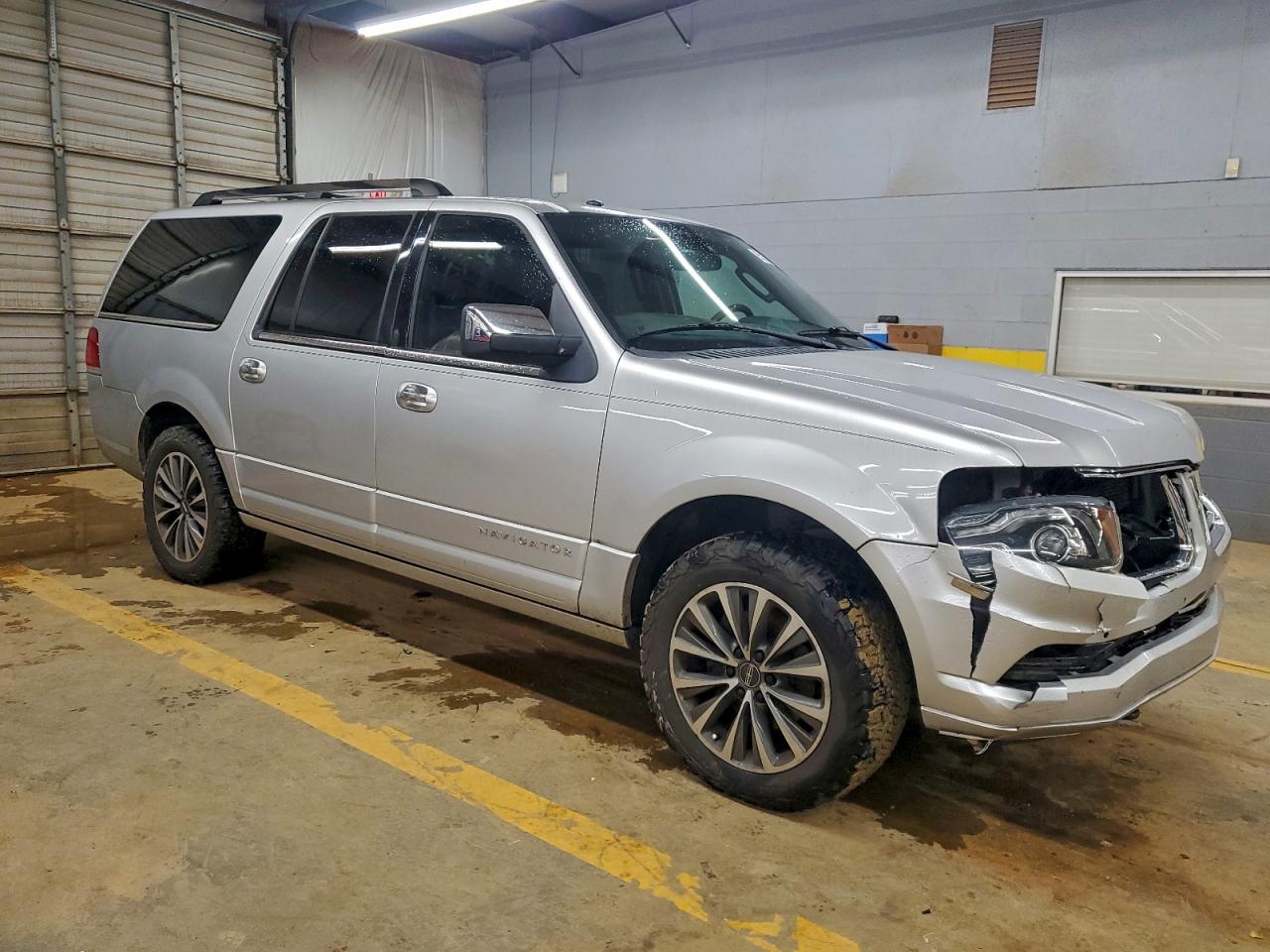 LINCOLN NAVIGATOR L
