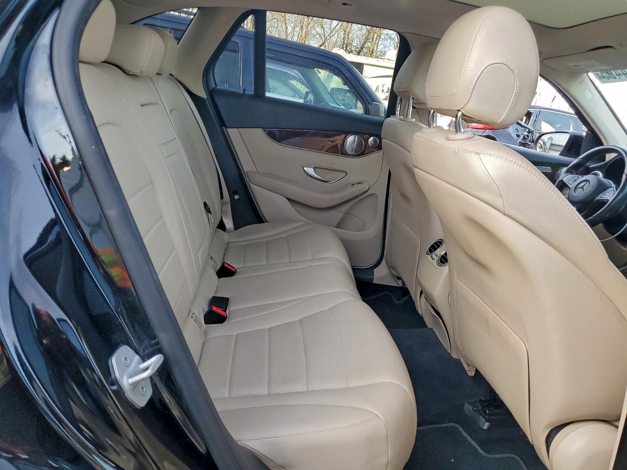 MERCEDES-BENZ GLC-CLASS 300 4MATIC