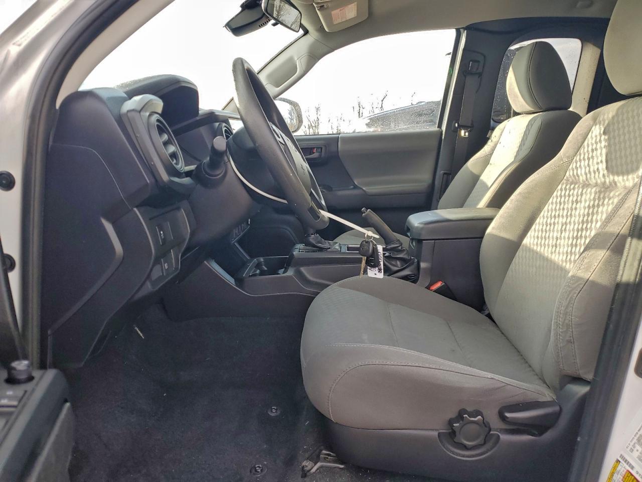 TOYOTA TACOMA ACCESS CAB