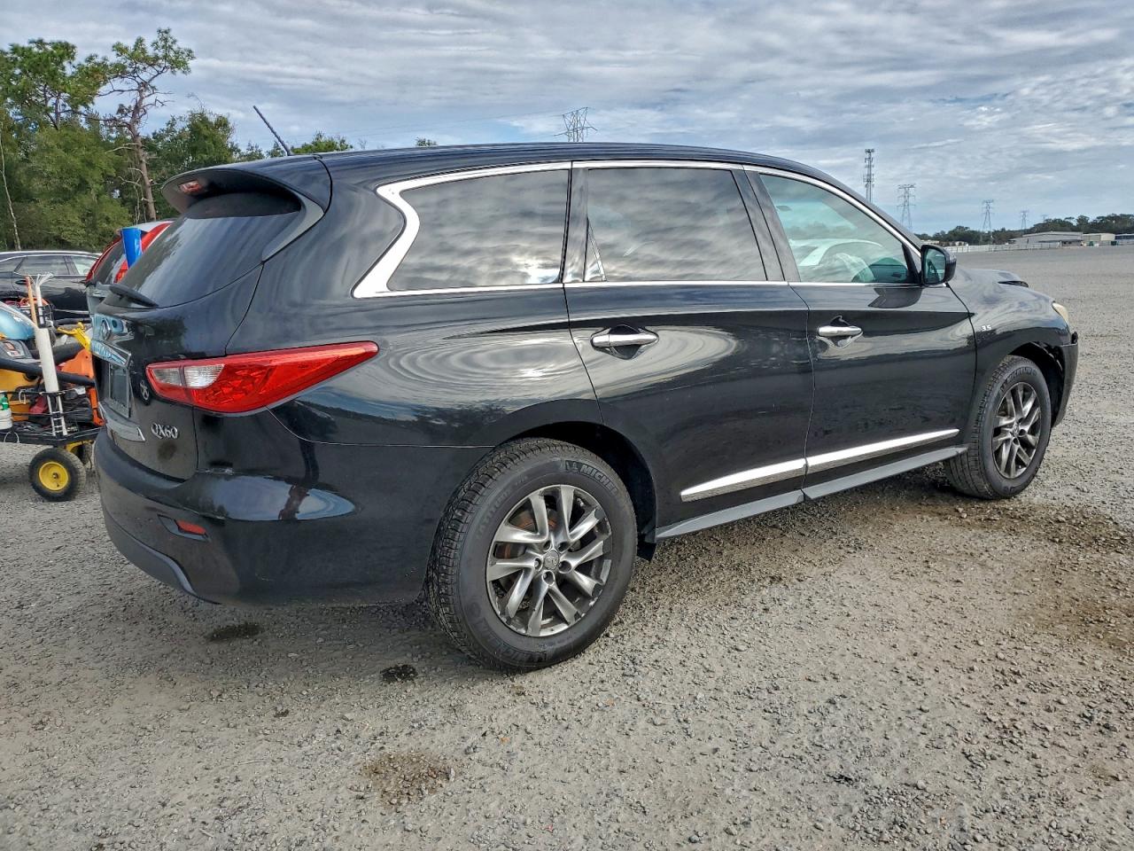 INFINITI QX60