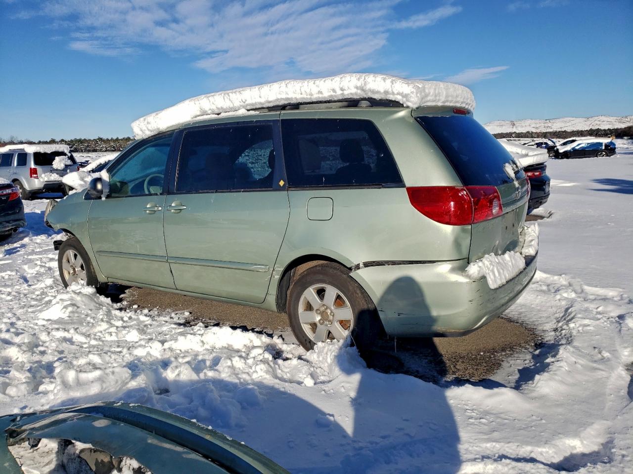 Lot #3318875015 2010 TOYOTA SIENNA CE