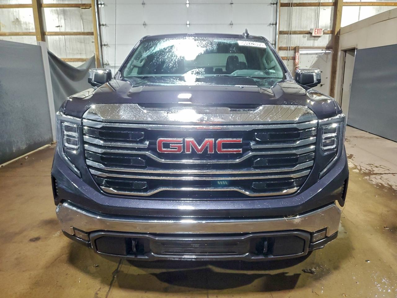GMC SIERRA K1500 SLT