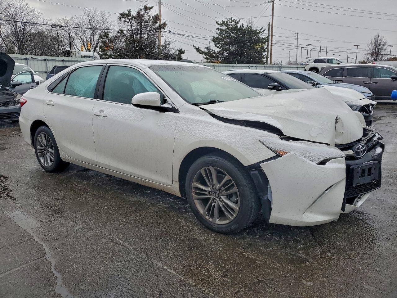 TOYOTA CAMRY LE