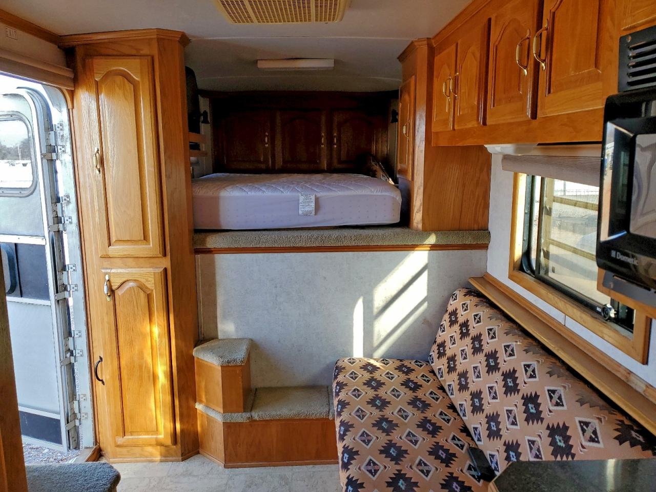 Lot #3308209155 2002 EXISS UNKNOWN