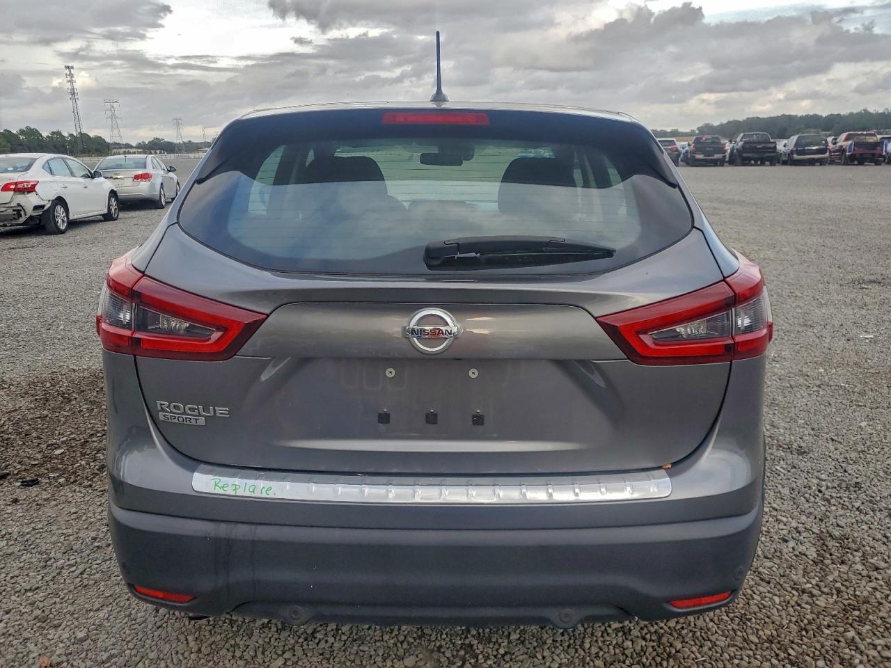 NISSAN ROGUE SPORT S