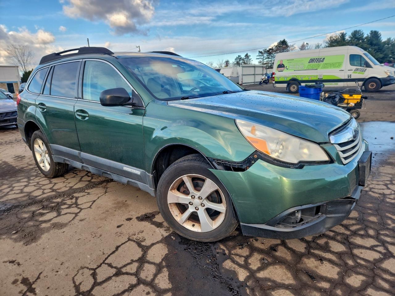 Lot #3311461319 2011 SUBARU OUTBACK 2.