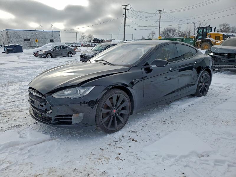 2015 TESLA MODEL S #3304565438